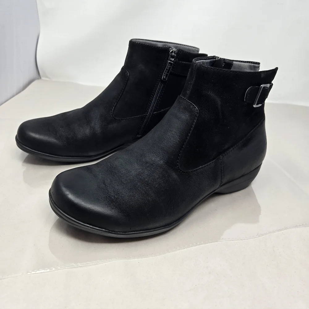 Dansko Women's Finnley Ankle Boot Size 38=7.5 To 8 Black Burnish Nubuck Leather